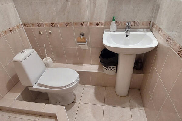 Номер первой категории